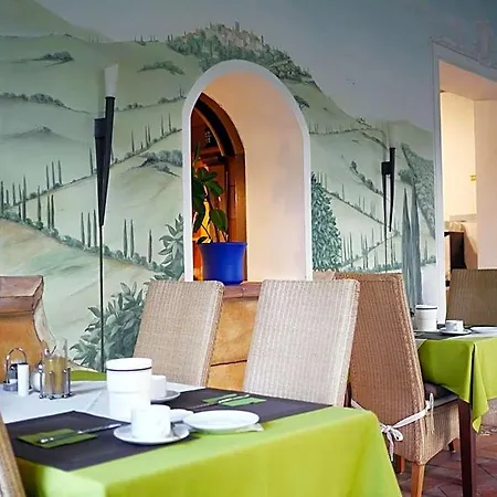 Lenauhof Hotel 3*
