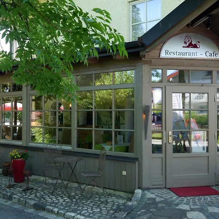 Lenauhof Hotel
